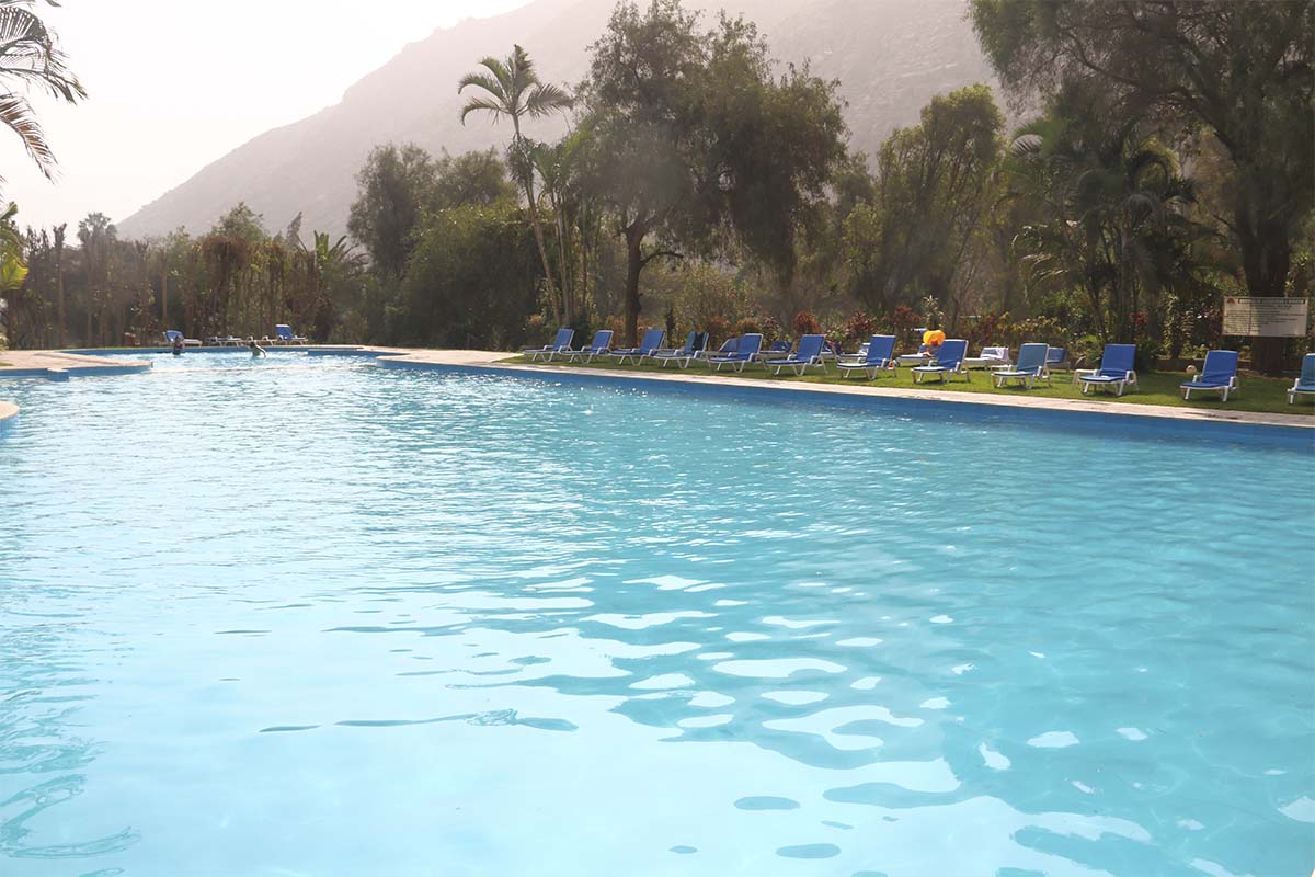 LA ALAMEDA & HACIENDA CLUB